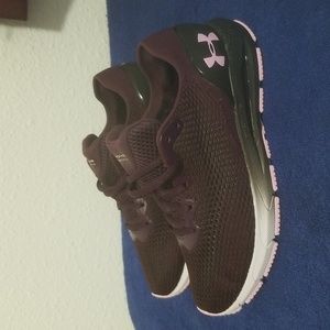 Under Armour Hovr Sonic 4 Sneakers Size 8 Purple